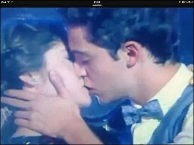 Que fait Matteo &agrave; la fin de l'&eacute;pisode 40 ?