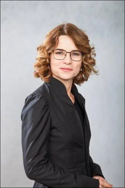 Comment s'appelle Vera Zimmermann ?