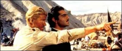 Film de David Lean, avec Peter O'Toole et Omar Sharif, Oscar du meilleur film en 1963. Il retrace la vie d'un officier britannique.