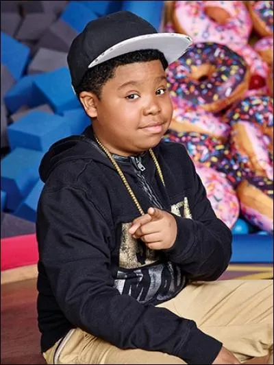 Comment s'appelle le fils de Double G ?