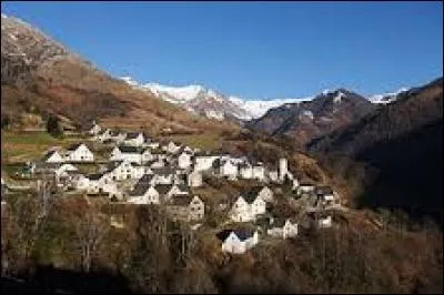 Village aquitain, dans la vallée d'Aspe, Aydius se situe dans le département ...