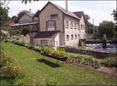 Village de l'Aube, Chappes se situe dans l'ancienne région ...