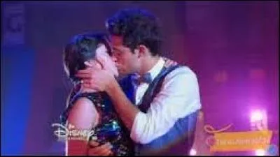 Combien de baisers échangera le couple Lutteo ?