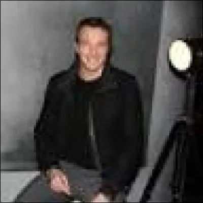 Quelle émission sur l'automobile a-t-il présentée sur W9 ?