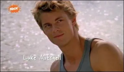 Quelle série télé présente ce personnage masculin ?