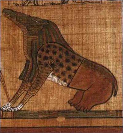 Je suis une bête affreuse chargée de dévorer les âmes des humains dont le cur se révèle plus lourd que la plume sur la balance de la « pesée des âmes ». Qui suis-je ?