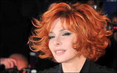Mylène Farmer n'a jamais mis le mot ''sexe'' dans un titre de ses chansons ! Mais comment ne pas finir ce quiz sans elle et ces paroles que vous devez compléter : 
''C'est sexy le ciel de --------------- 
Sous ma peau j'ai L.A. en overdose 
So sexy le spleen d'un road movie 
Dans l'rétro ma vie qui s'anamorphose''
