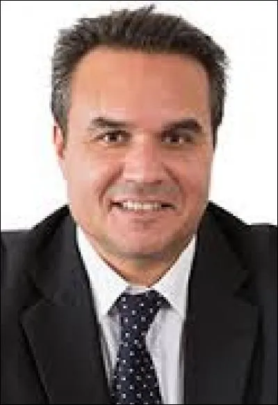 Quel est le nom du président du conseil régional de La Réunion ?