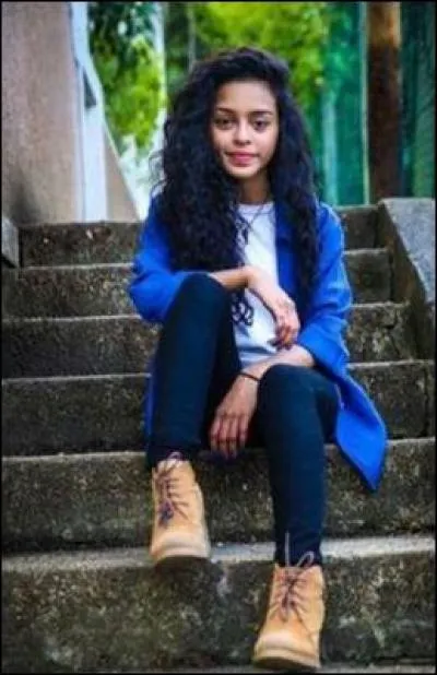 Nilusi a-t-elle d&eacute;j&agrave; particip&eacute; &agrave; un concours de chant ?