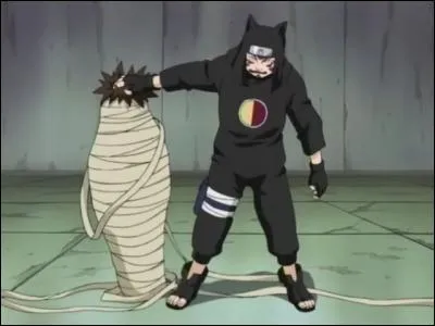 Durant la 3e épreuve de ninja moyen, qui doit affronter Kankuro ?