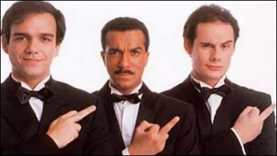 Pour finir, dans le sketch "Les insectes sont nos amis" des Inconnus, quel insecte n'apparaît pas?