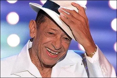 En 1972, Henri Salvador reprend une chanson de Lucienne Vernay : 
"Une ... , un jour de printemps,
Voletait, voletait gaiement"