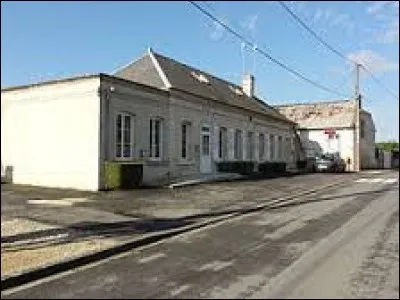 Cerny-lès-Bucy est un village picard situé dans le département ...
