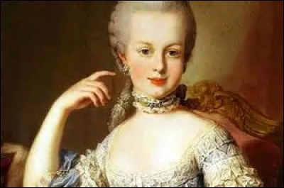 À quel âge est morte Marie-Antoinette ?
