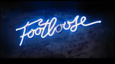 Qui joue le rôle d'un danseur effréné dans "Footloose" ?
