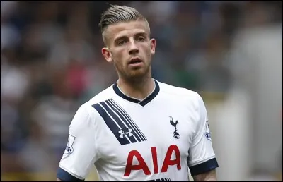Quel âge a Alderweireld en ce moment ?