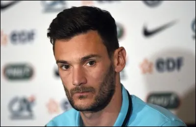 Pour combien de temps Lloris était-il blessé ?