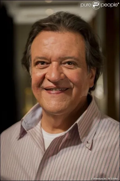 Comment s'appelle Luís Mello ?