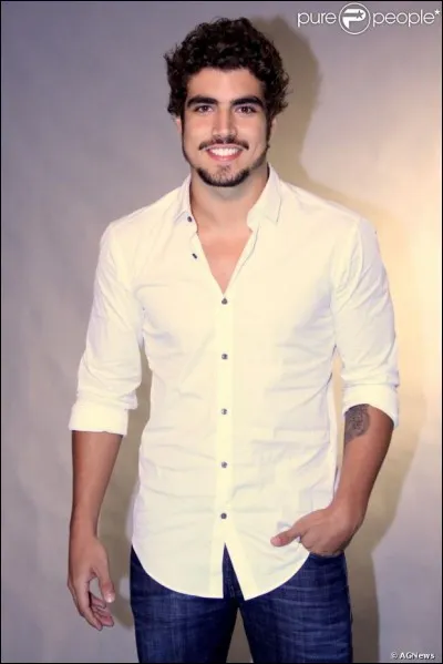 Comment s'appelle Caio Castro ?