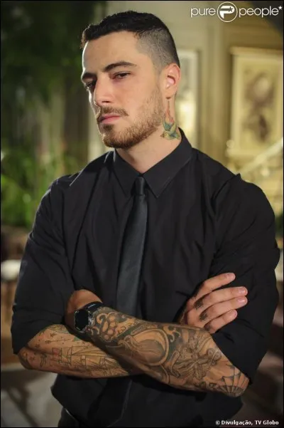 Comment s'appelle Felipe Titto ?