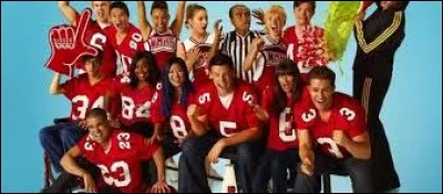 Qui étaient les 6 premiers du Glee club?
