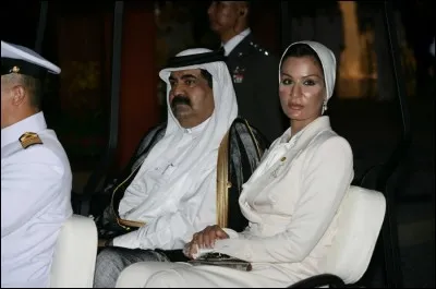 Au Qatar, pour quel motif la personne violée peut-elle être mise en prison ?