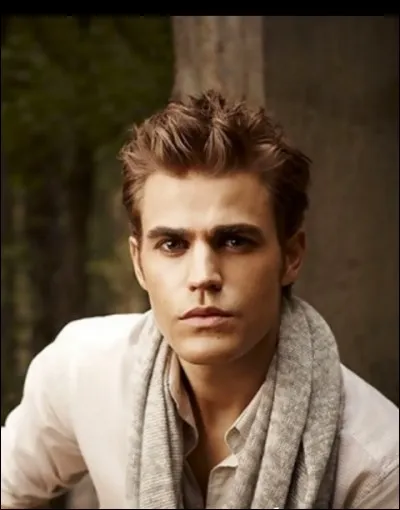 Qui joue le rôle de Silas ?