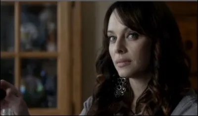 Qui joue le rôle de Kelly ?