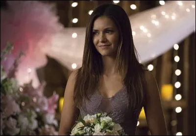 Dans cette scène de la saison 6, où est Elena ?