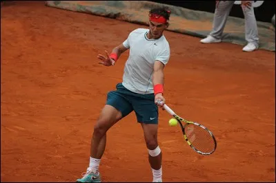 Le gaucher a-t-il un avantage sur le droitier ?