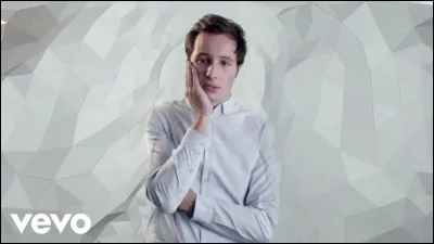 Quelle est sa première chanson ?