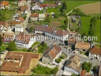 Ancienne commune franc-comtoise, dans l'arrondissement de Montbéliard, Sancey-le-Grand se situe dans le département ...