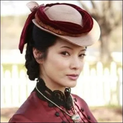 Anna a cherché à ouvrir la crypte pour ...