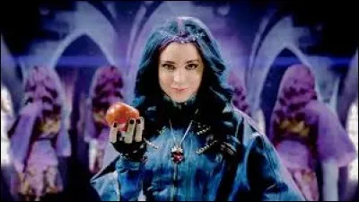 Comment s'appelle sa mère ?