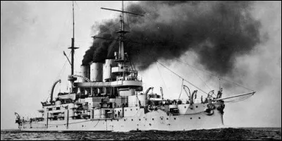 En quelle année eut lieu la mutinerie de l'équipage du cuirassé russe Potemkine ?