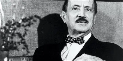 Sous quel nom est connu Alexis Saint-Leger Leger ?