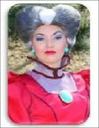 Qui est cette méchante ?