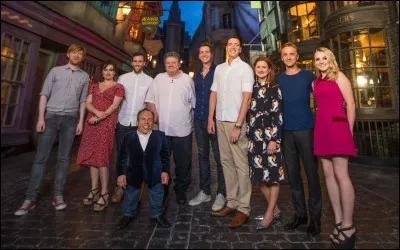 Parfois, et avant certaines scènes difficiles, les acteurs devaient manger du sanglier.