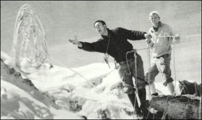 Alpiniste qui forma une cordée avec Louis Lachenal. Gravissant l'Annapurna ou l'Eiger, il a écrit "Les Conquérants de l'inutile".