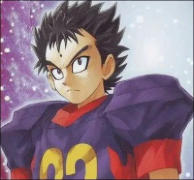 Il est capable de courir 40 yards en 4,89 secondes à reculons !