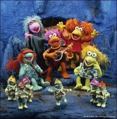 Quel est le titre de cette série télévisée où les marionnettes vivent dans un monde souterrain ?