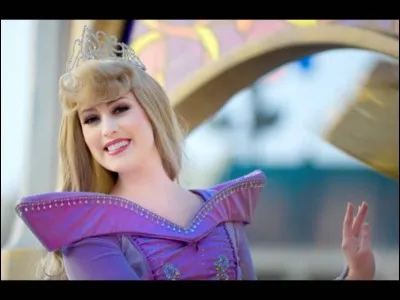 Qui est cette princesse souriante belle comme un coeur ?