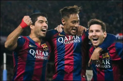 Quel est le nom des trois attaquants du FC Barcelone ?
