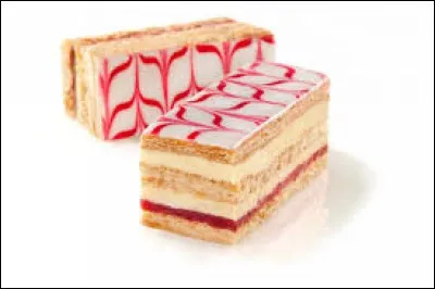 Quelle est cette célèbre pâtisserie, ici revisitée aux fruits rouges ?