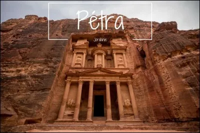 J - La "Jordanie" a un accès direct à la mer Méditerranée.