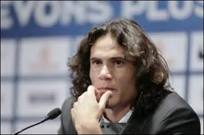 Dans quel club joue-t-il ?