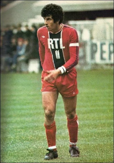 Mustapha Dahleb a-t-il joué à l'OL ?