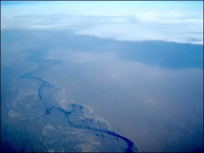 Lequel de ces grands fleuves traverse le Tukménistan ?