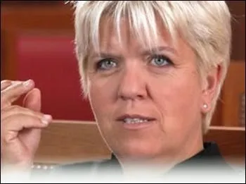 Mimie Mathy joue dans le film :