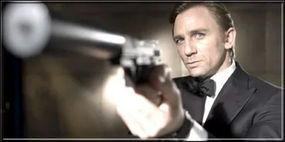 Daniel Craig y incarnait pour la première fois James Bond. C'était dans :